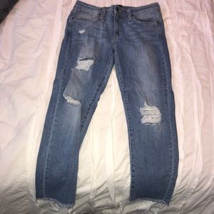 ☆ RIPPED SKINNY BLUEJEANS ☆